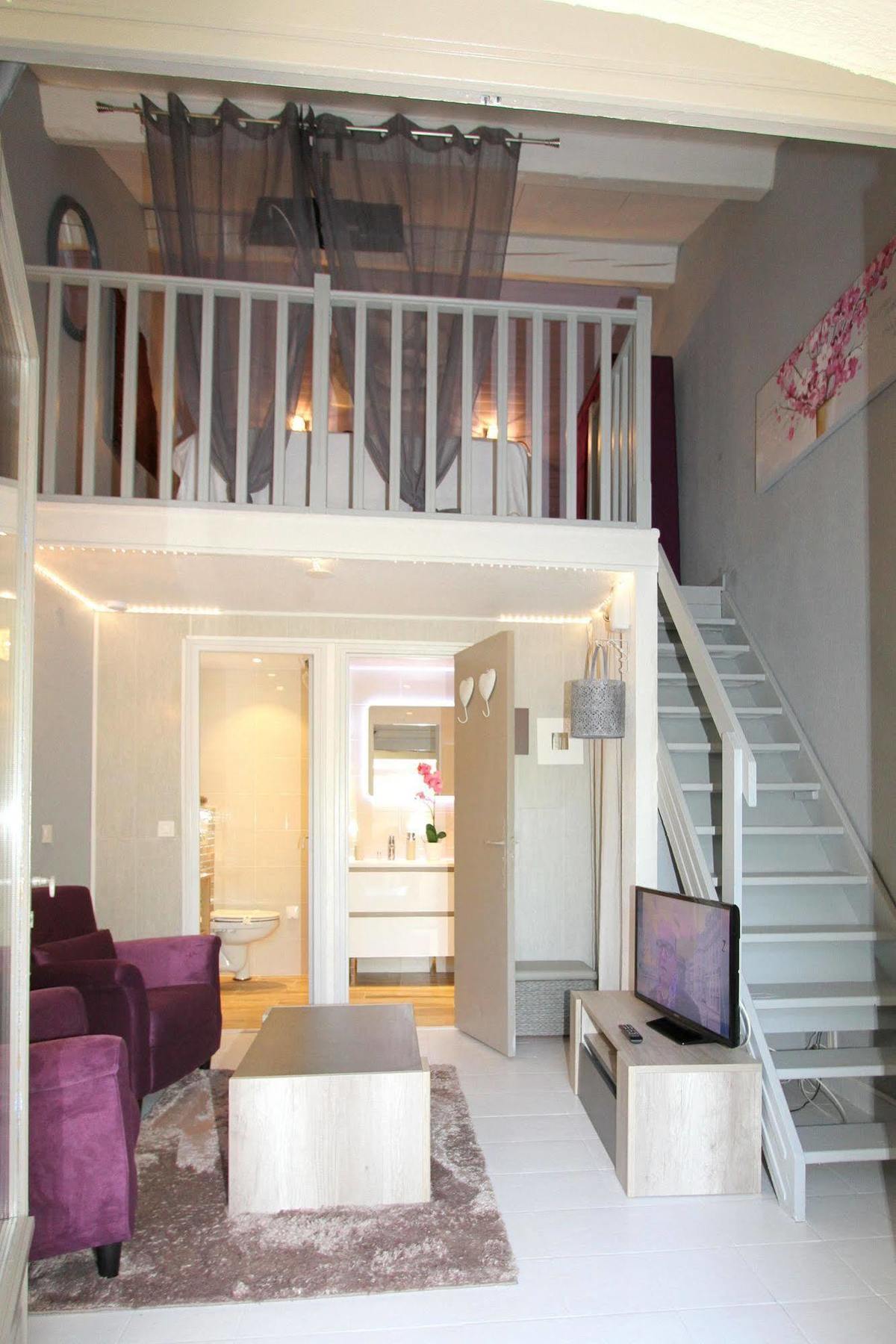 Auberge Des Pins Tourrettes Exterior photo